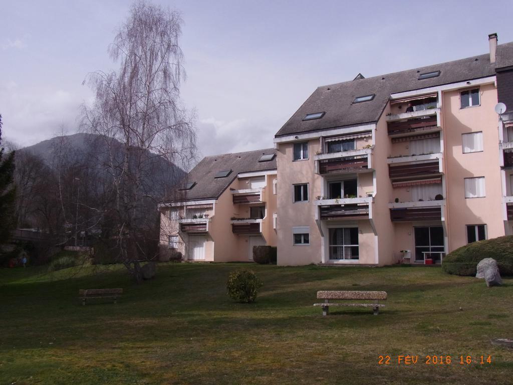Les Berges Du Gave D'Azun Apartment Argeles-Gazost Exterior photo